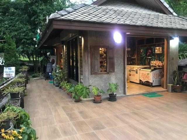 สวนฉัน Igarden Hotell Ban Pang Champi Exteriör bild