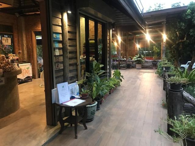สวนฉัน Igarden Hotell Ban Pang Champi Exteriör bild